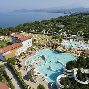 Piani Di Clodia Holidaypark Camping